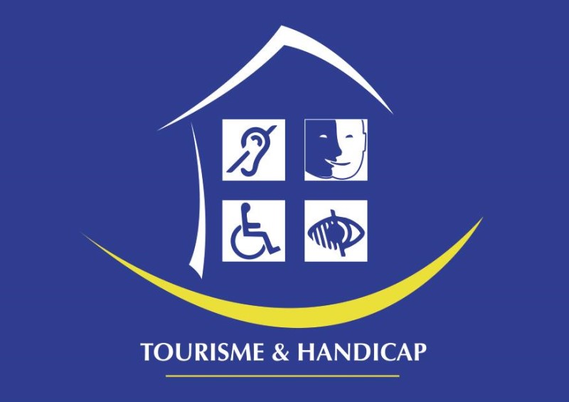 https://cdt24.media.tourinsoft.eu/upload/L-etang-de-La-Jemaye-a-le-label-Tourisme-et-Handicap-2.jpg